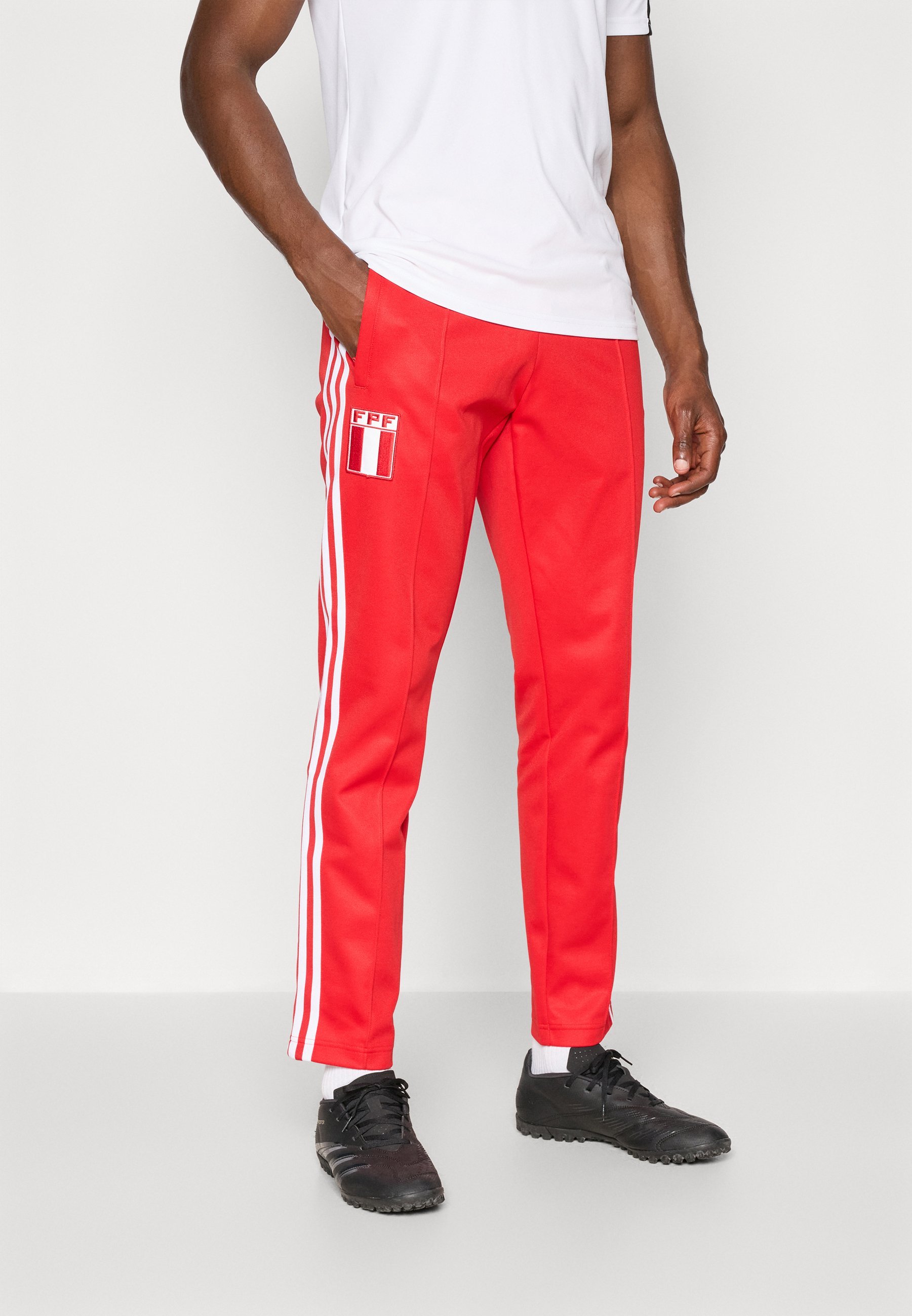 adidas Originals PERU TRACKPANT - Kleding van het nationale team - beter scharlakenrood