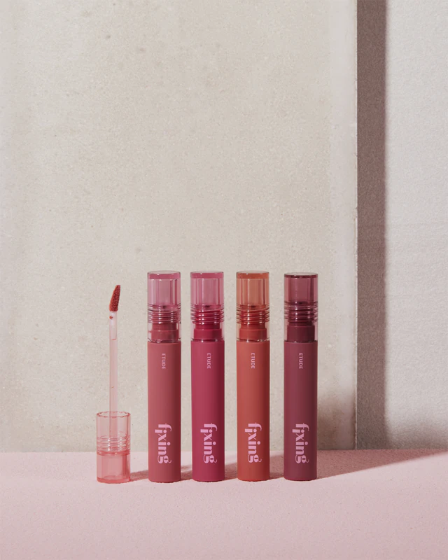 Batom ETUDE Fixing Tint de longa duração com efeito matte.