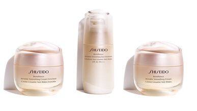 Shiseido Benefiance Wrinkle Smooth Cream Enriched Intensive Firming Face Cream kuivalle iholle 75 ml