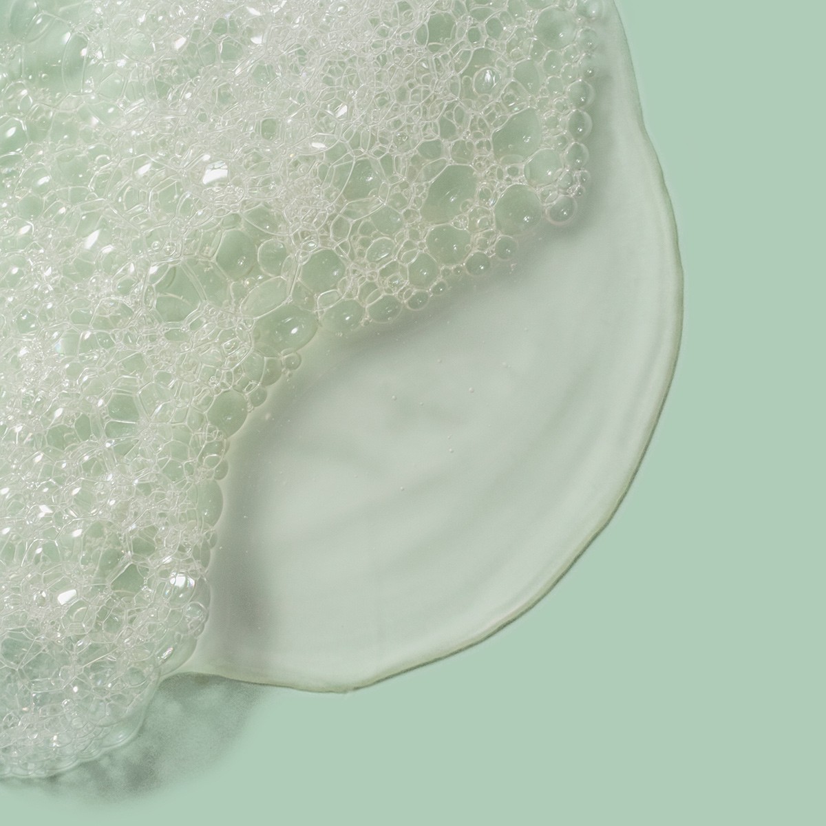 Brave.New.Hair. Shampooing pour des cheveux épais avec un volume instantané
