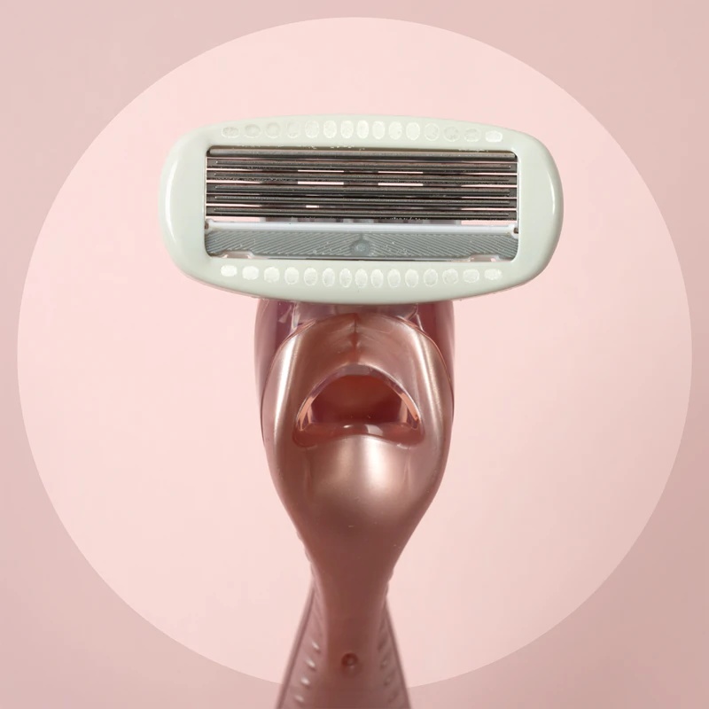 Brivnik Wilkinson Sword Intuition Complete + rezervne glave 4 kosi.
