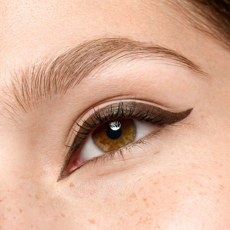 essence Eyeliner Pen eyeliner w piórze