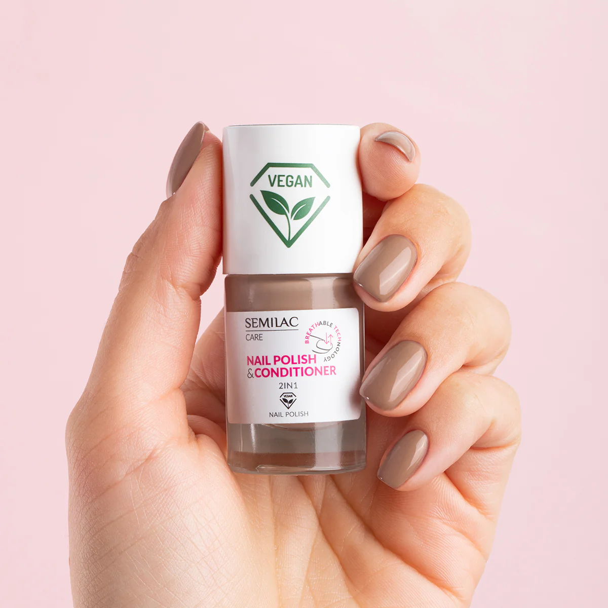 Nail Polish BREATHable TECHnology Nail Polish & Conditioner 2in1 - Smalto