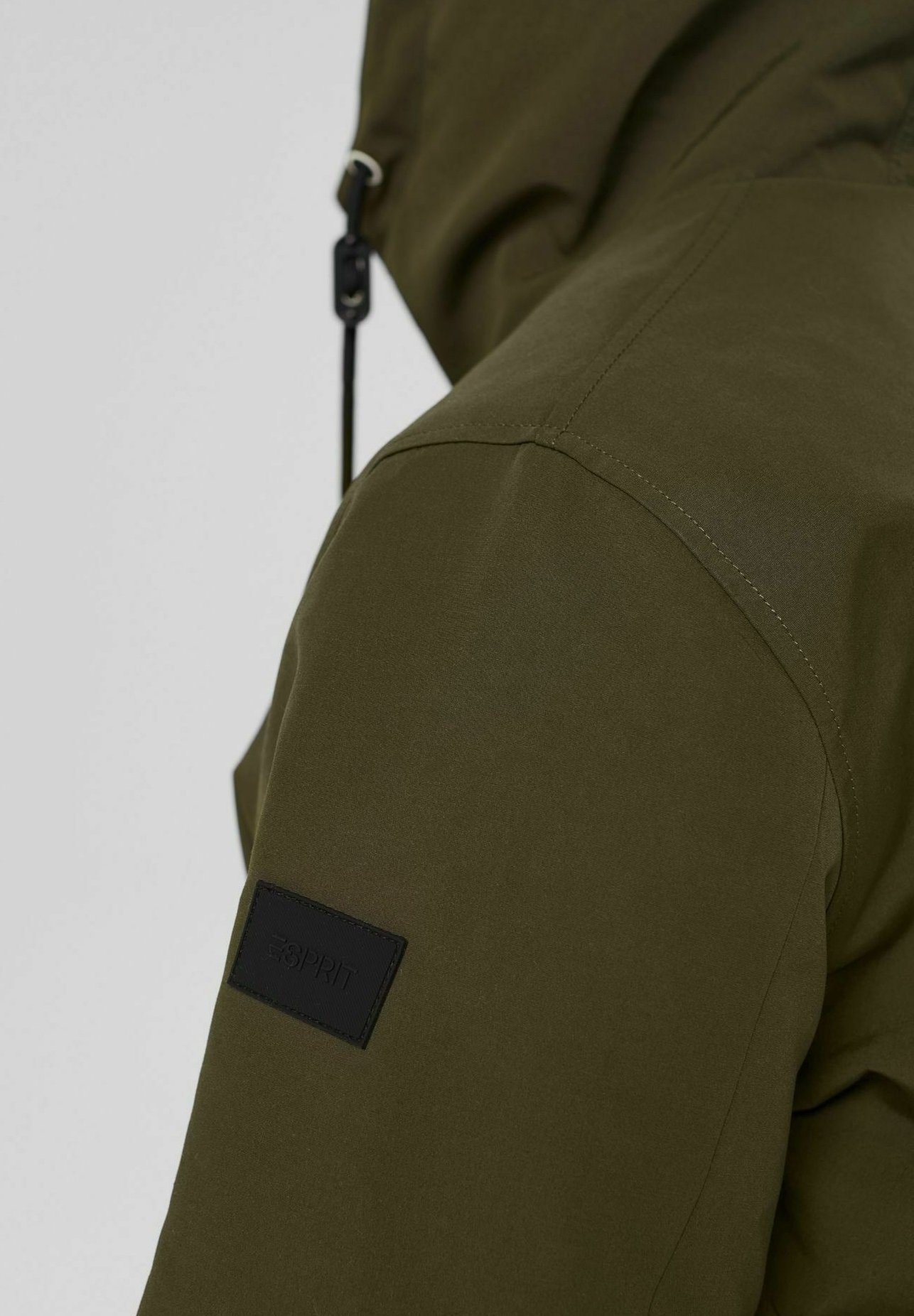Veste d'hiver Esprit - vert métallisé