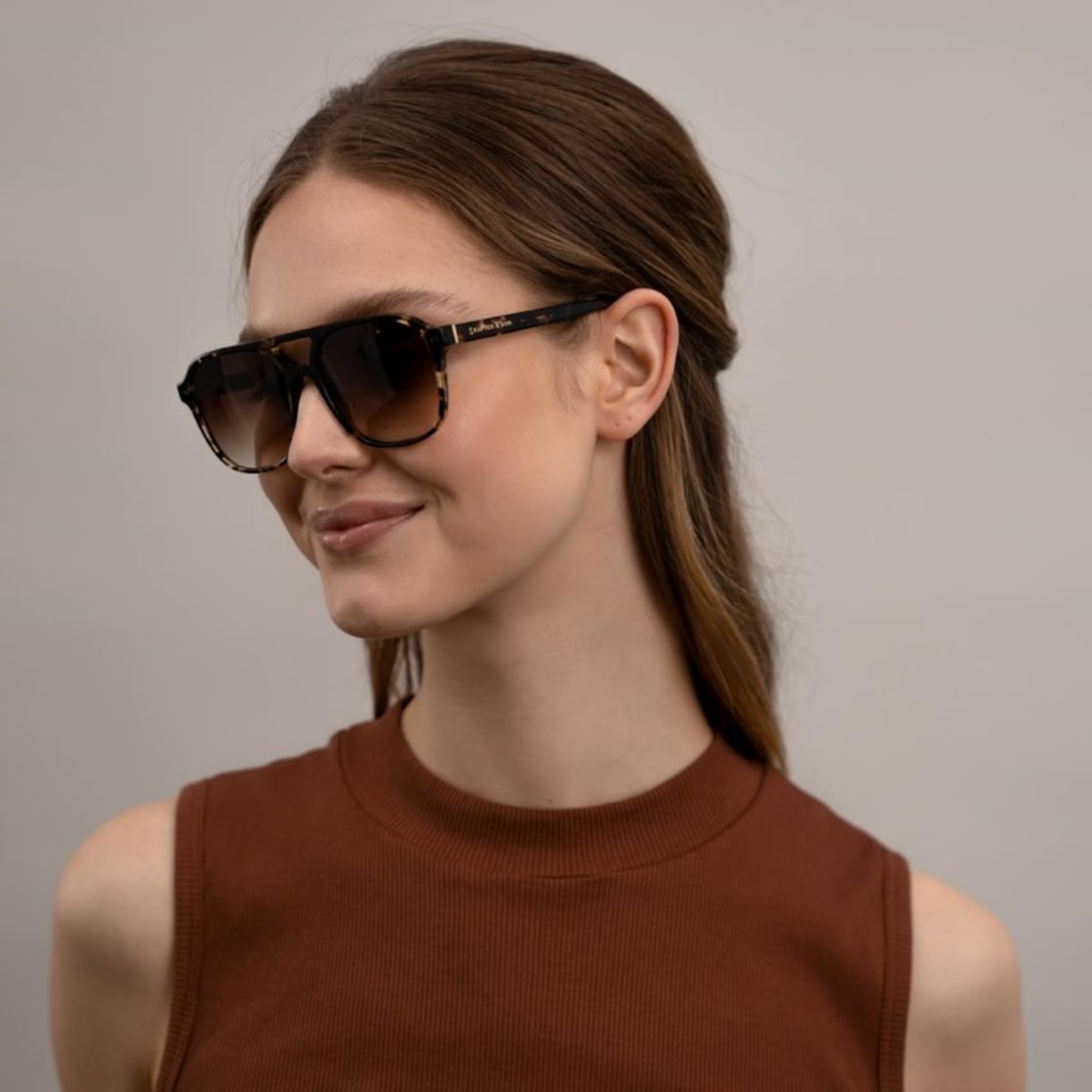 Zurich Oversize Crystal Tortue Brown