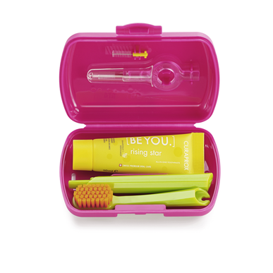 Curaprox Cestovní sada ústní hygieny Be You Pink 1 ks 1 ks