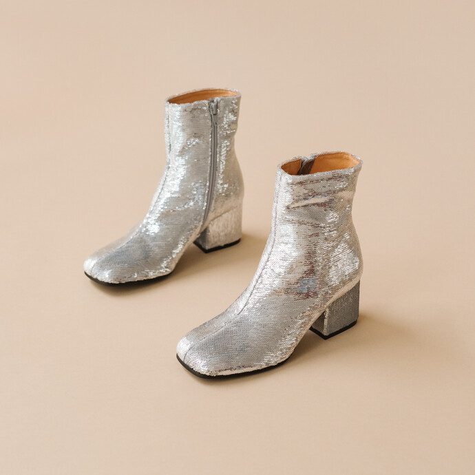 Bottines à talons  en sequins argent