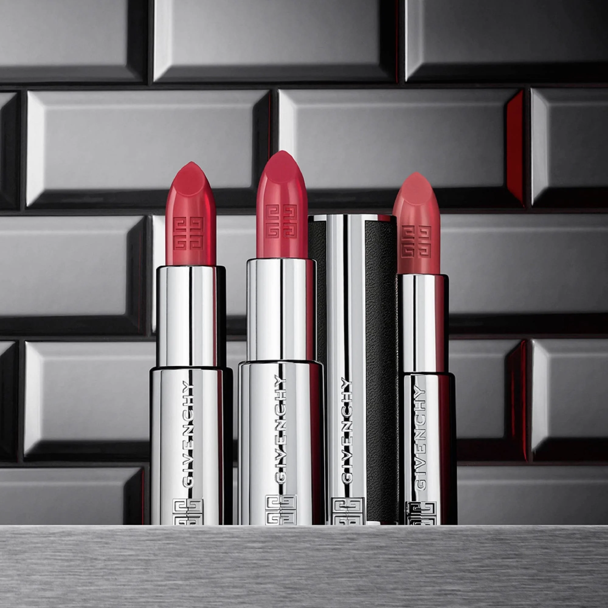 Labbra Le Rouge Interdit Intense Silk - Rossetto