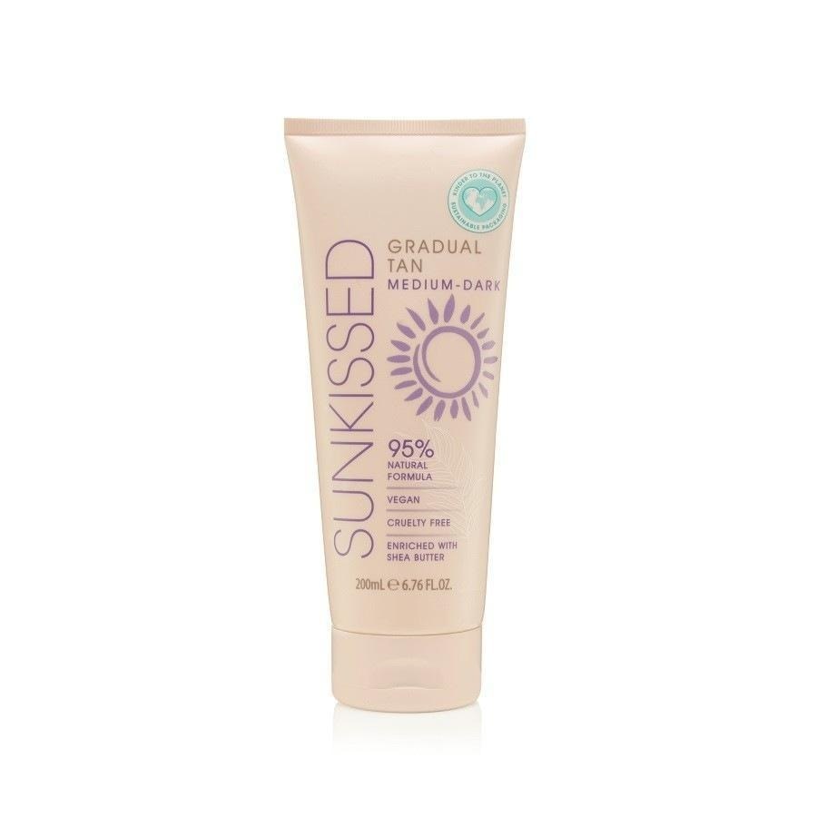 „Sunkissed“ savaiminio įdegio priemonė, laipsniškas įdegis, vidutinio tamsumo - 200 ml