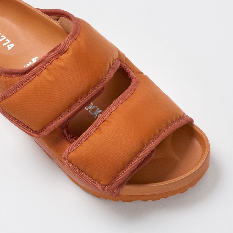 1774 Arizona Cosny Burnt Orange
