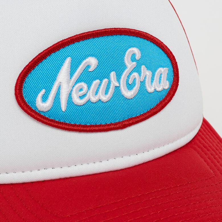 Oval Trucker New Era merk