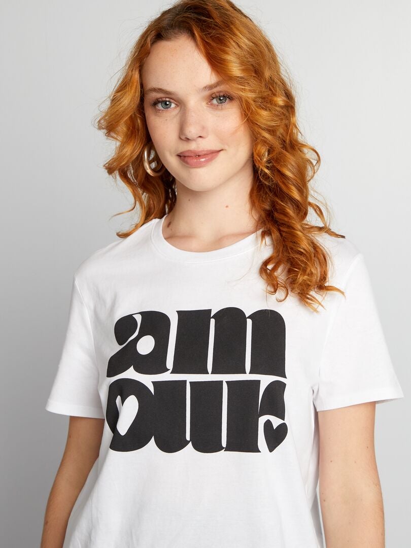 Camiseta 'Corações' - BRANCA