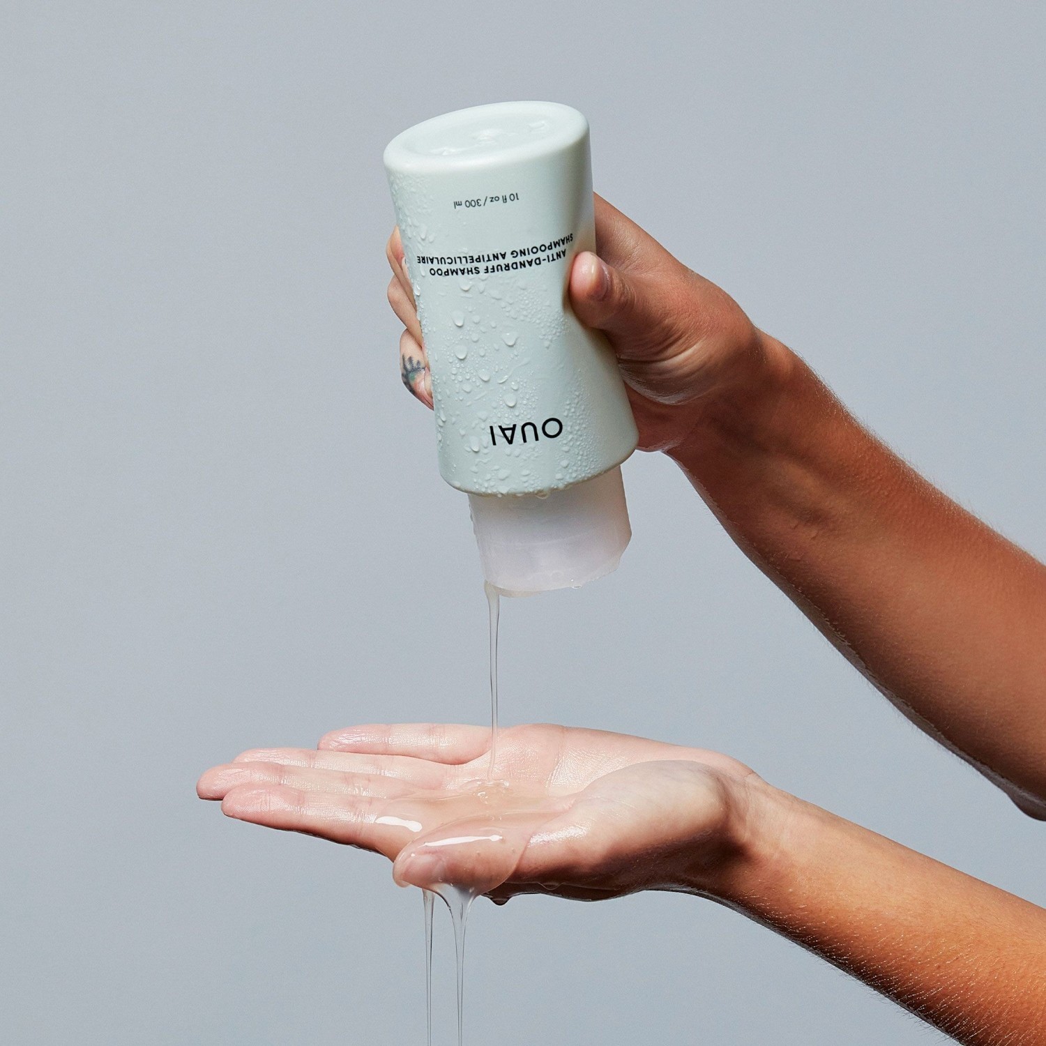 Ouai šampon proti prhljaju – 300 ml