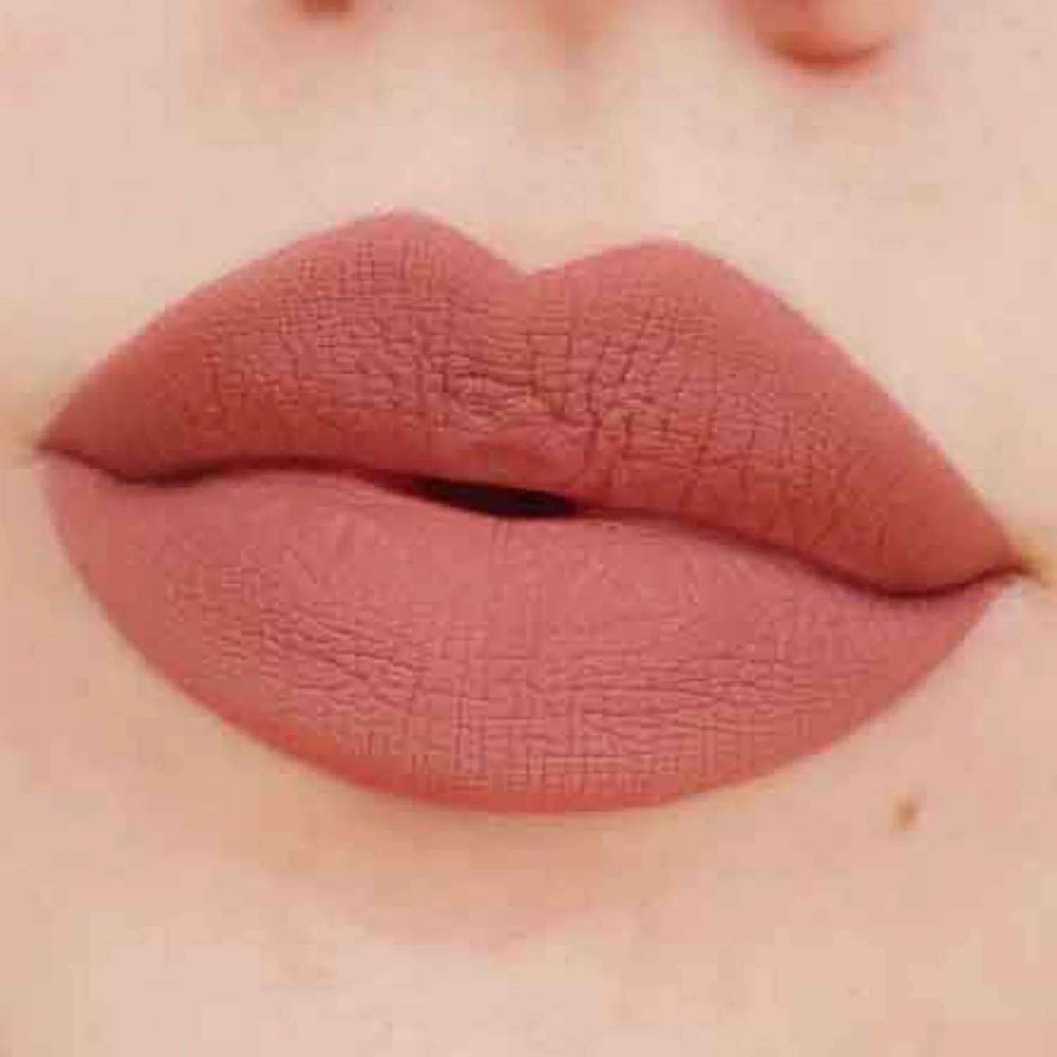 Labbra HYPNOTIZE LIQUID LIPSTICK - Rossetto, Rossetto mat