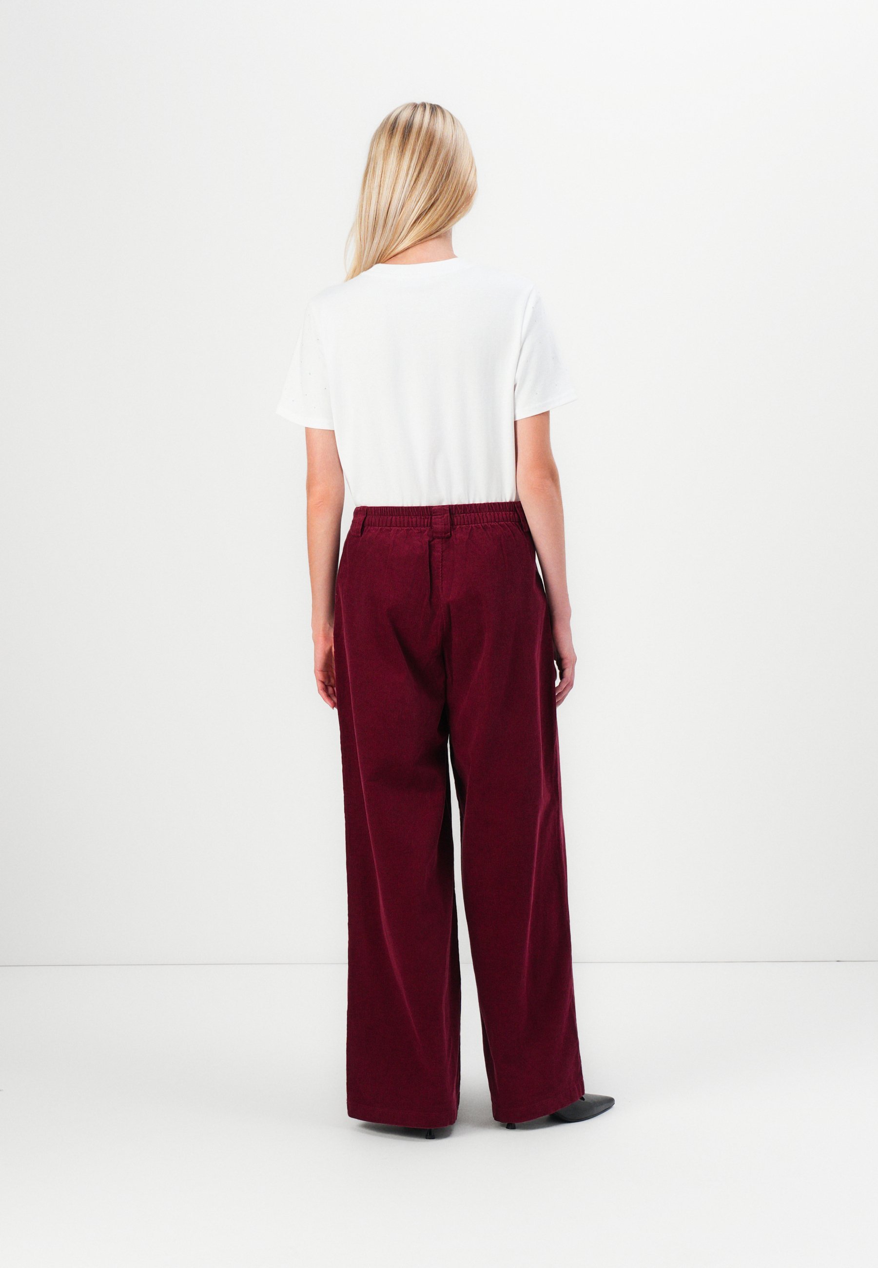 ONLY ONLSVEA NESSA WIDE PANT - Broek - cabernet