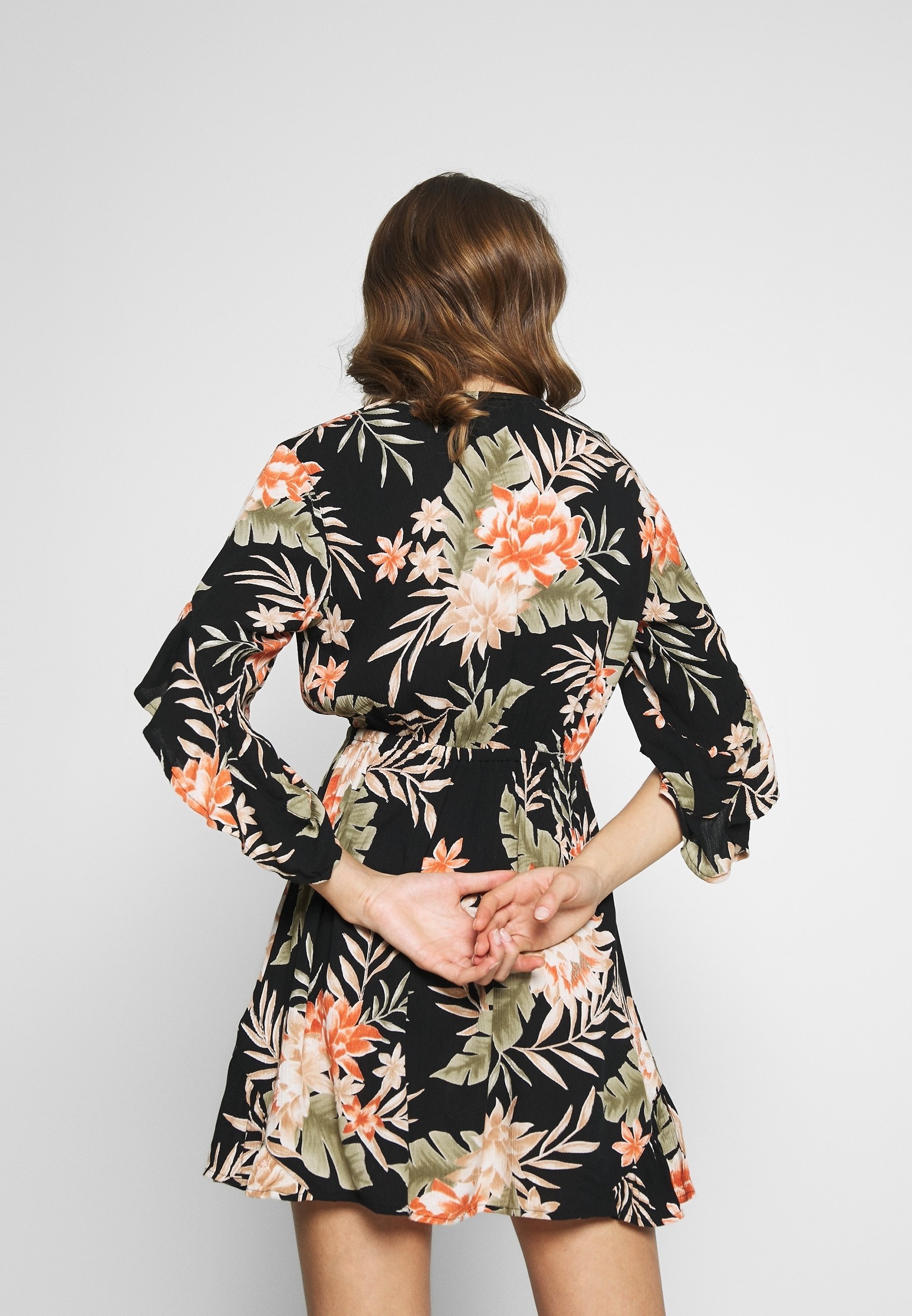 Robe Billabong Day - noire