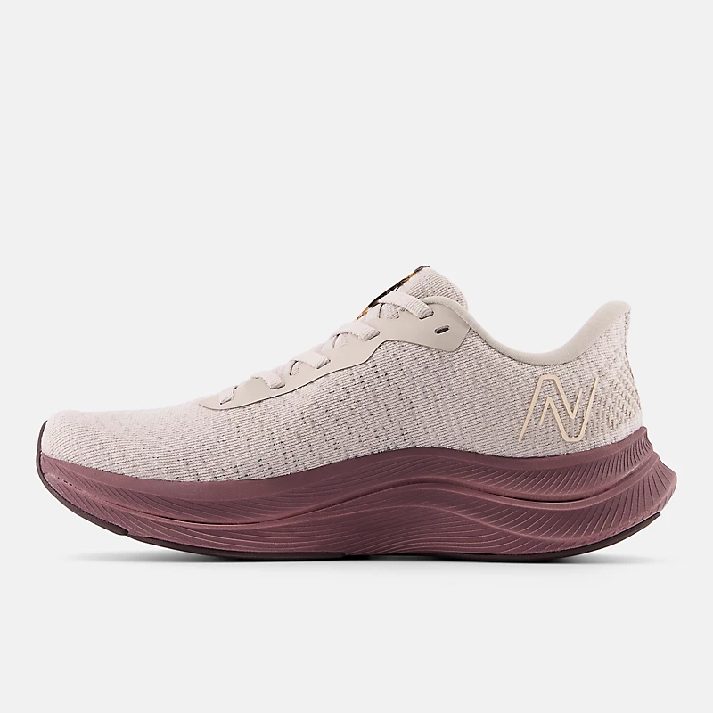 Damskie buty FuelCell Propel v4 – Moonrock z lukrecją i różą vintage