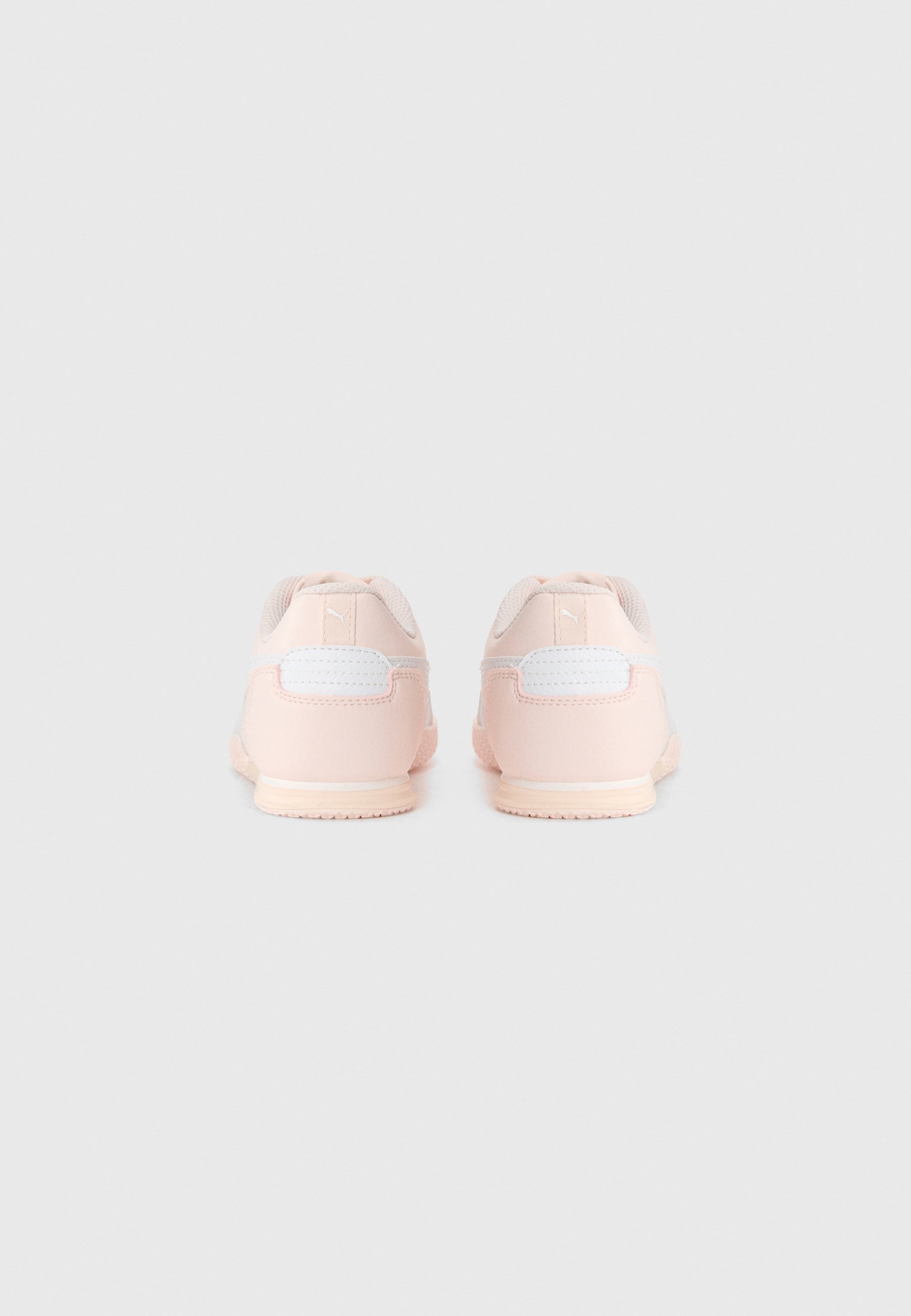 Puma BELLA DONNA UNISEX - Vabaajajalatsid - jasmiinilille/valge