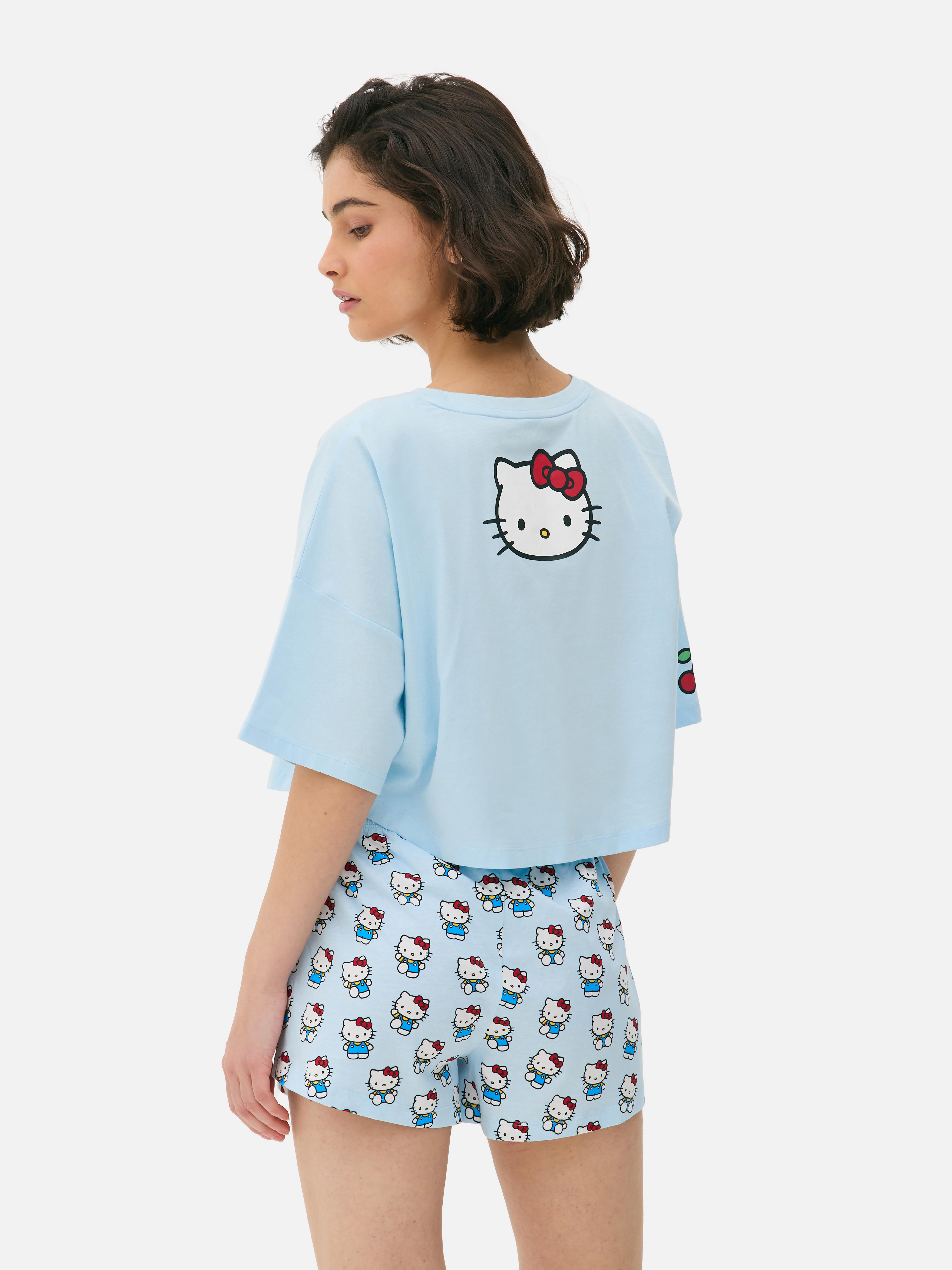 Pijama scurtă Hello Kitty O pijama Hello Kitty cu mâneci scurte și pantaloni scurți asortați