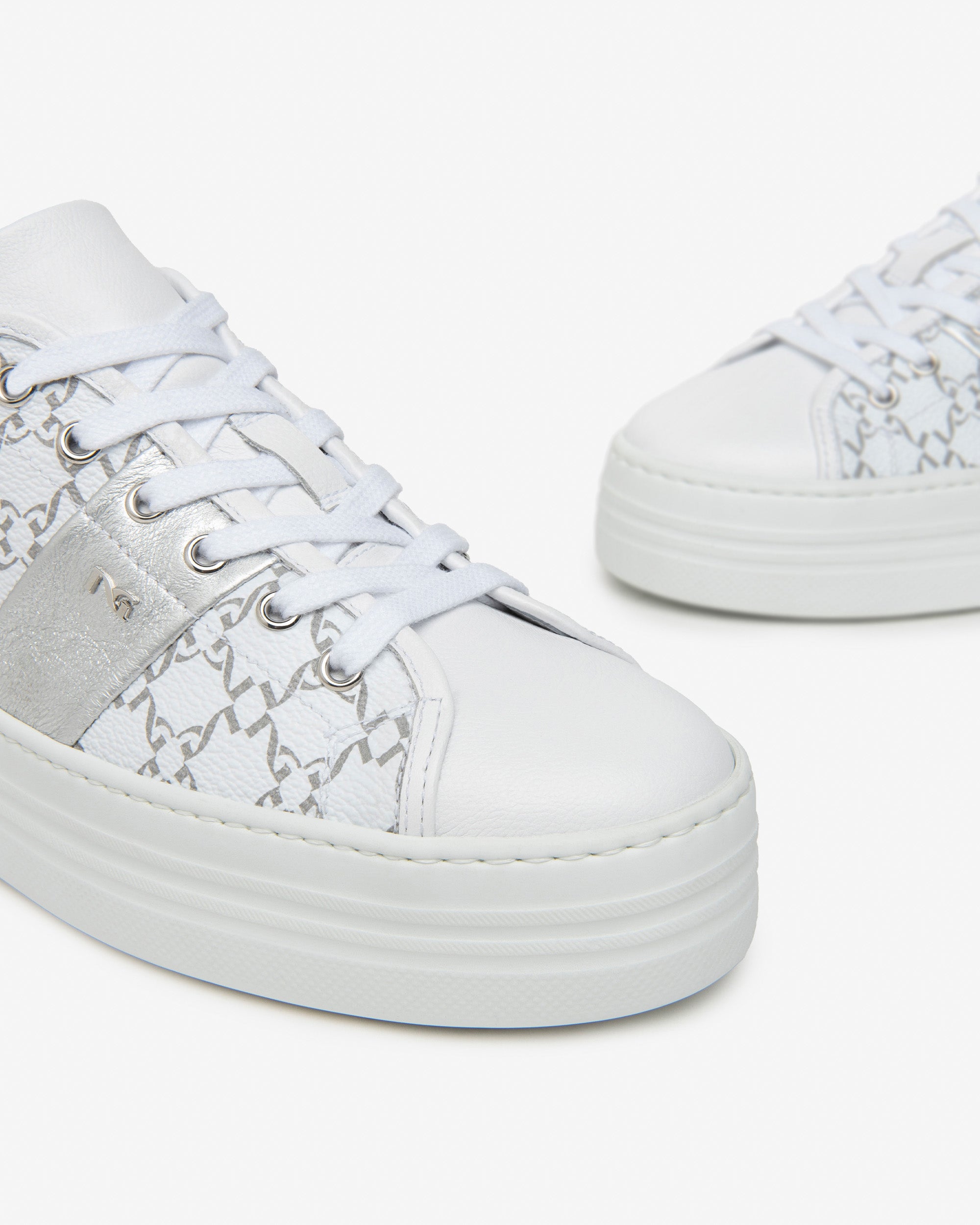  Damen-Sneaker aus Leder und Funktionsmaterial