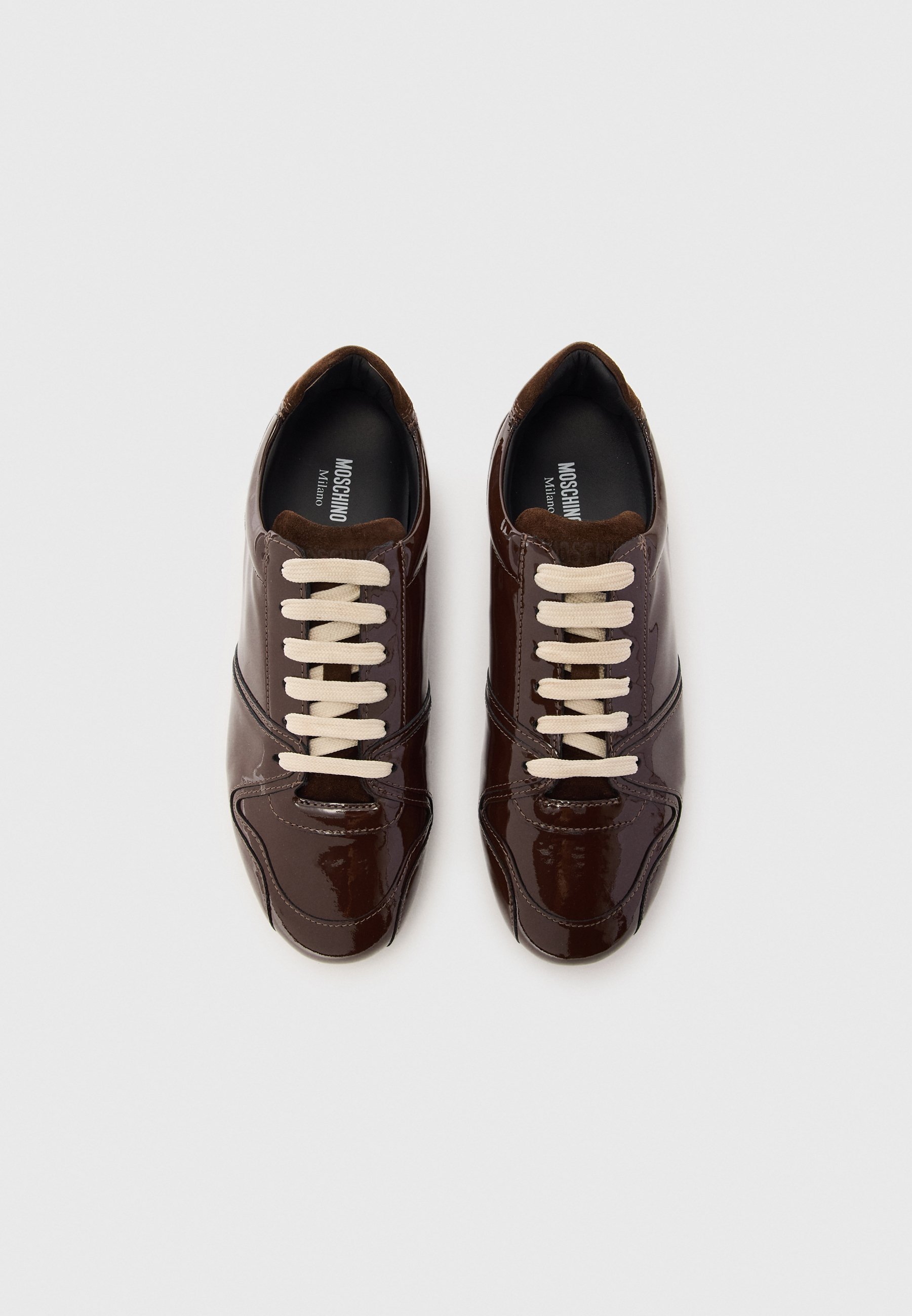 MOSCHINO Sneakers - chocolade