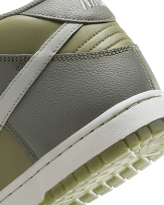 Nike Dunk Mid Men's Shoes