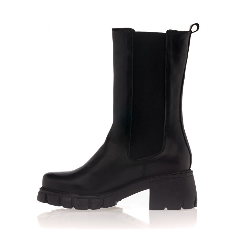  Botas negras de mujer / Botines