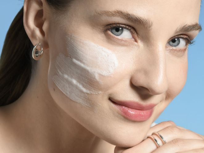 Cera Repair pjena za čišćenje lica Luksuzna sredstva za čišćenje / tonici