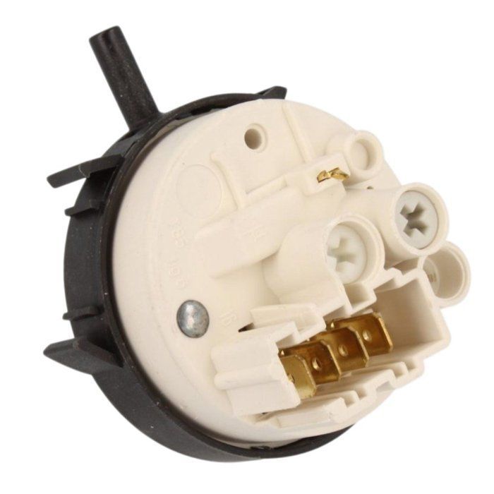 Pressure switch